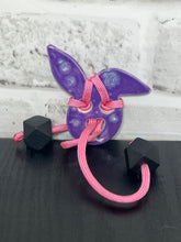 Load image into Gallery viewer, StringSmiley