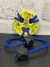 Load image into Gallery viewer, StringSmiley