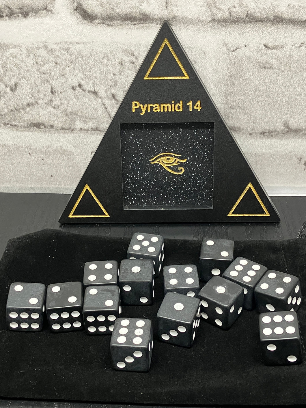 Pyramid14 - DICE GAME